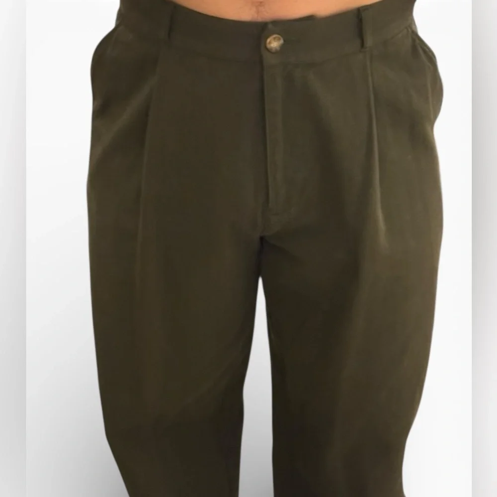 Throwing Fits men’s olive pleated cotton pants size 32